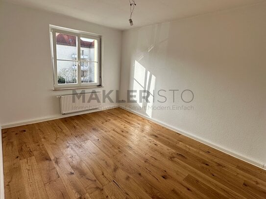 ***Modernisierte 2-Zimmer-Wohnung mit Balkon, Parkett & Tageslichtbad mit Fußbodenheizung***