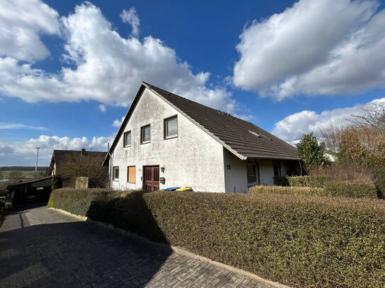 Ein Sanierungsprojekt mit Potenzial - Doppelhaushälfte in Schieder-Schwalenberg