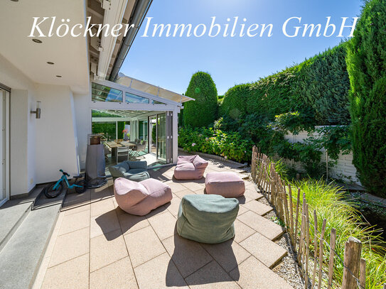 Exklusiver Bungalow mit herrlicher Gartenoase in TOP Lage von SB-Ensheim!