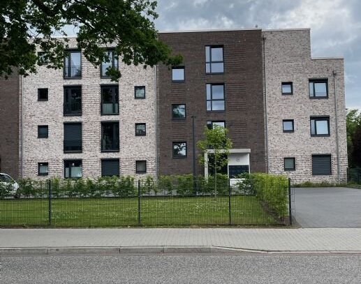 2 Zimmer Neubauwohnung in zentraler Lage mit Süd-Balkon und EBK in Norderstedt