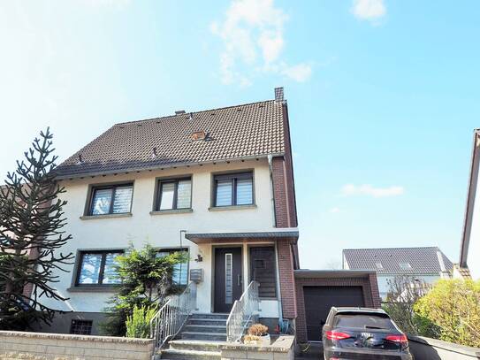 ++ BETONGELD: Modernisiertes & gepflegtes 3-Parteienhaus mit solider Netto-Kaltmiete! ++