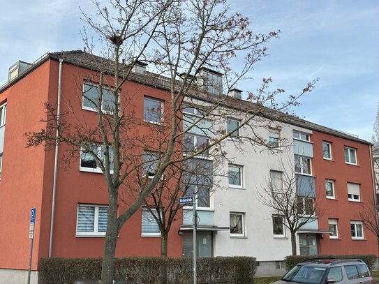 2 Zimmer-Wohnung EG mit Balkon am Stadtpark