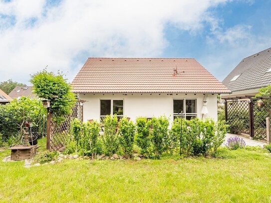 Einfamilienhaus mit Doppelcarport am Waldrand - Nahe Krummer See