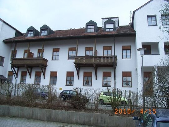 Apartment möbliert 28,5qm, Balkon, T.- Garage