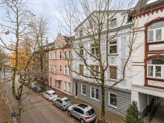 Ratingen-Mitte: Attraktive 3-Zimmer-Wohnung im Altbau mit Balkon