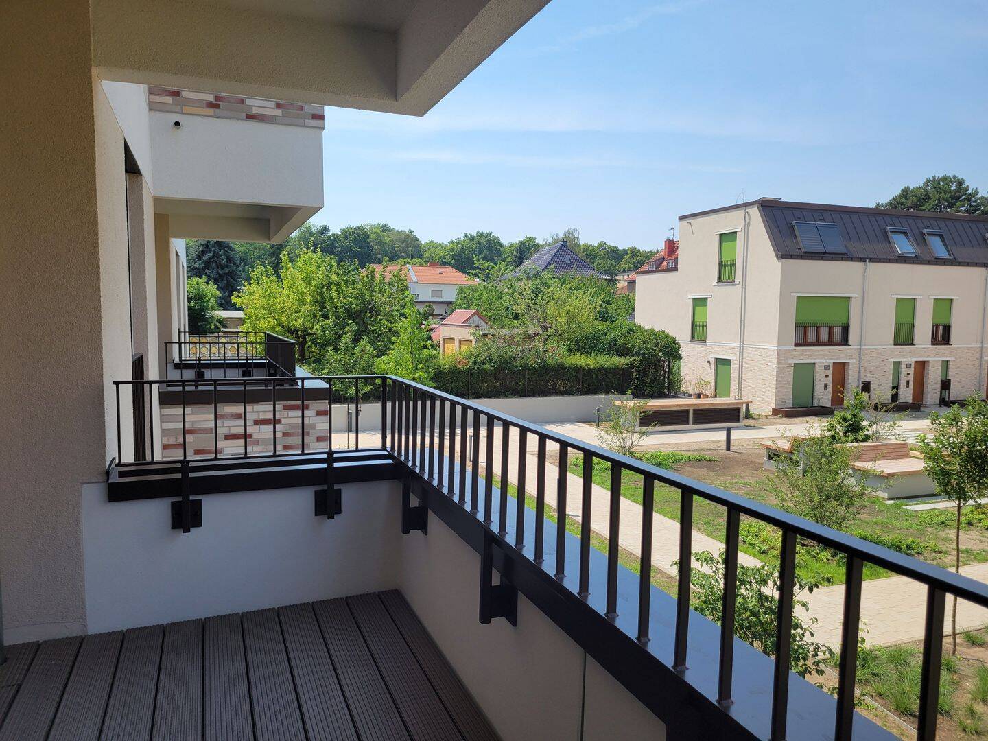 Erstbezug 2026: Moderne 3-Zimmer-Neubauwohnung mit Einbauküche und großem Balkon in Berlin-Weißensee - Photo 1