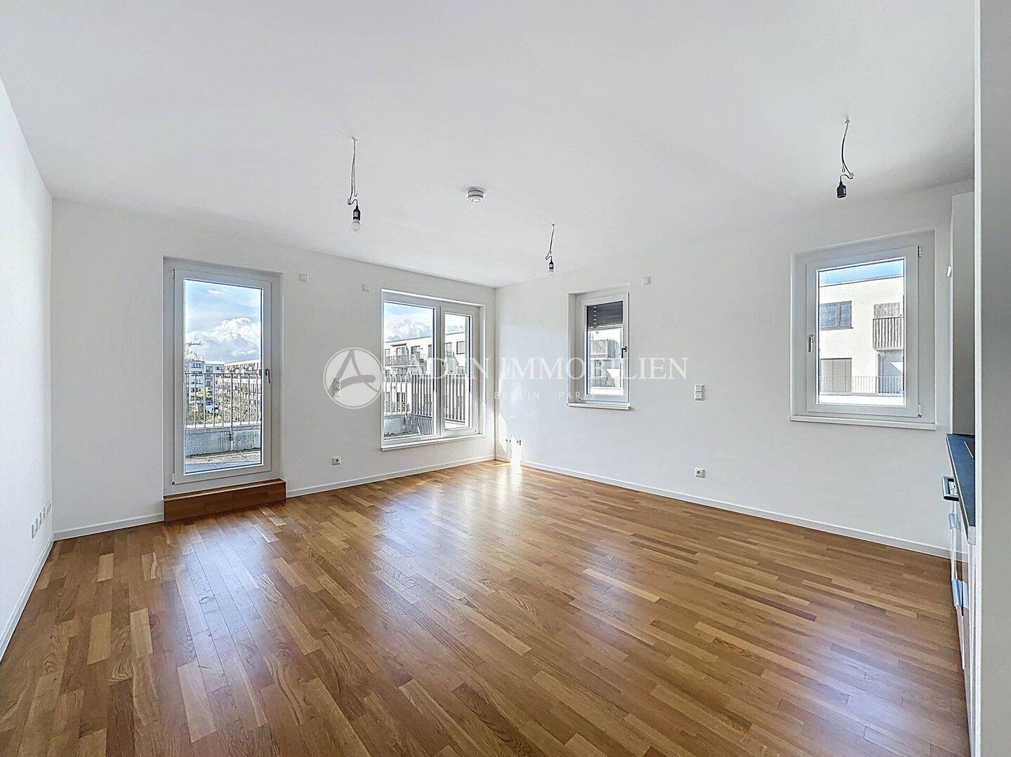 Erstbezug: Helle 3-Zimmer-Neubauwohnung nahe Prenzlauer Berg mit 2 Balkonen, Aufzug und Stellplatz - Foto 1