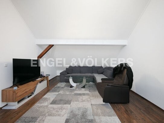 Helle Dachgeschosswohnung in zentraler Innenstadtlage