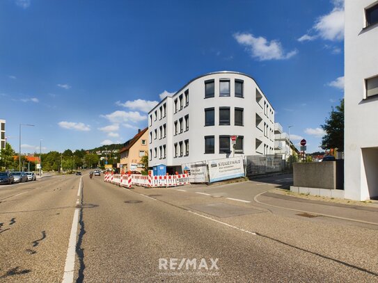 Exklusives Stadthaus Leonberg: 3 Zimmer mit überdachter Loggia