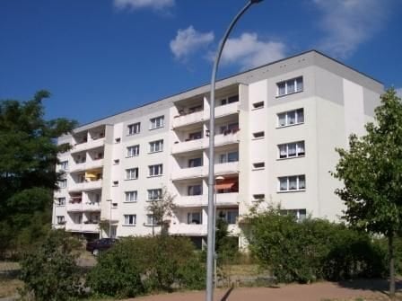 Schöne helle 4-Raum-Wohnung mit Blick ins Grüne!