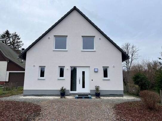 Herzliche Einladung zur Hausbesichtigung im Musterhaus am 27.04.2025 in Chemnitz