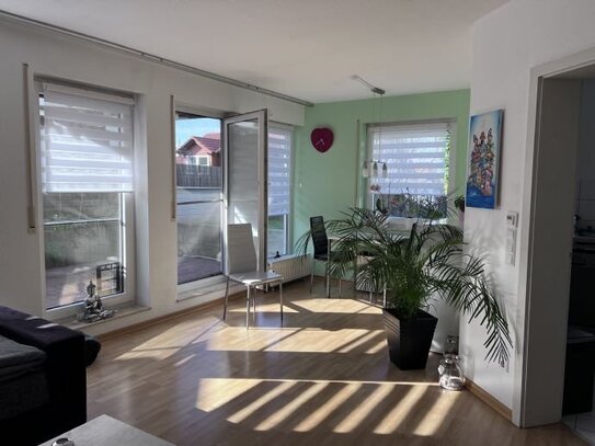 Schöne 1,5-Zimmer-Wohnung mit Garten sucht neuen Mieter (nur möbilierte Vermietung siehe Bilder )