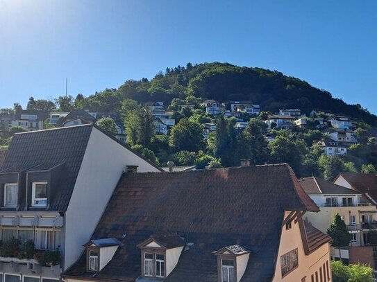 Erstvermietung von kernsanierter Wohneinheit mit Aufzug in zentraler Altstadtlage von Eberbach