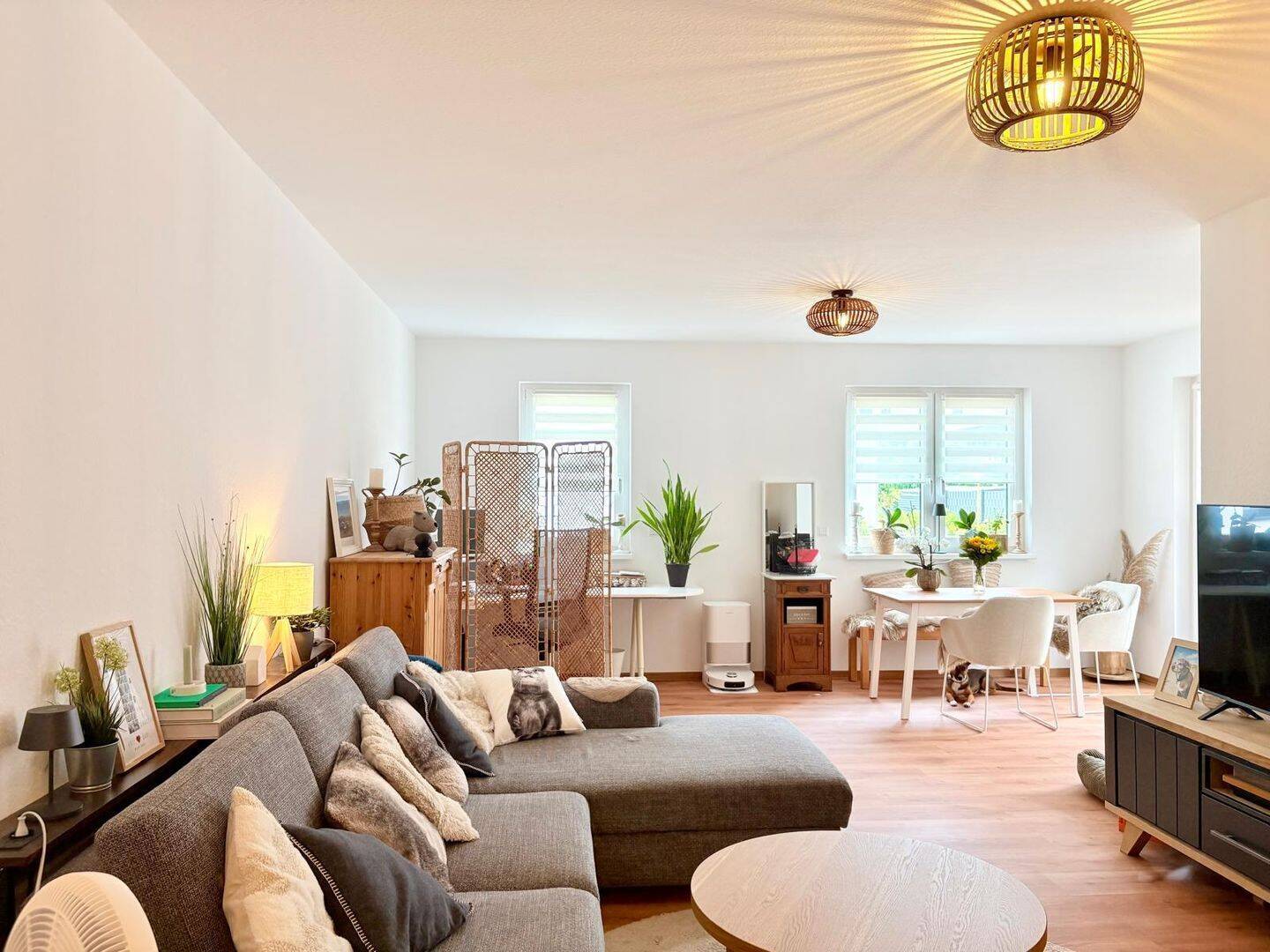                                                               Moderne 2-Zimmer-Wohnung mit Terrasse und Gartenanteil                                                       in Wetzlar (Lahn-Dill-Kreis)