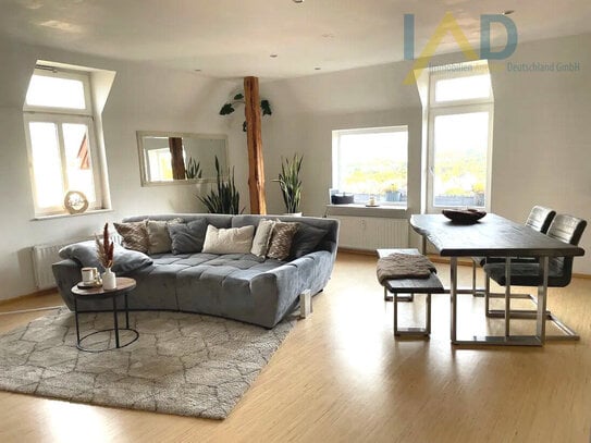 Altbau-Dachgeschosswohnung in Bad Wildungen - Hochwertig modernisiert mit Designerküche, ca. 84m², nahe Edersee