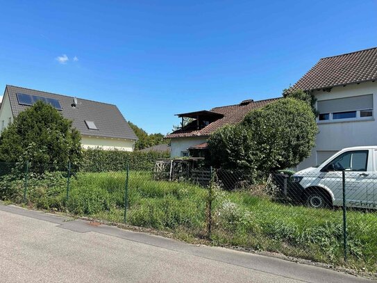 Provisionsfrei - Kleines Haus bzw. Bauplatz zu verkaufen