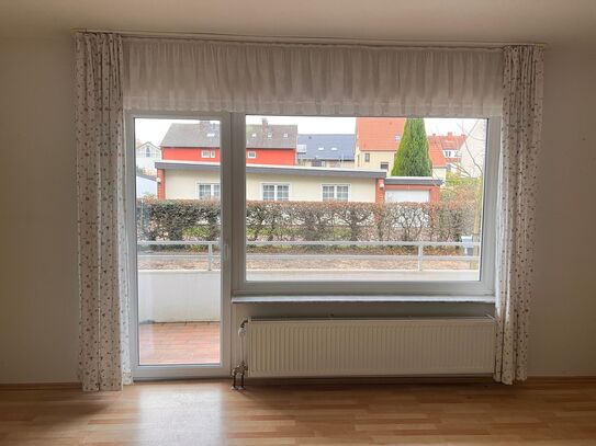 ZU VERKAUFEN: Schöne und sehr gepflegte 2-Zimmerwohnung (ca. 62,81 m², Hochparterre) in ruhiger Lage von Bad Sassendorf…