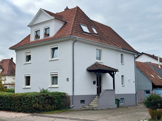 Großzügige 2-Zimmer-Dachgeschosswohnung in Denzlingen – Ihr neues Zuhause!