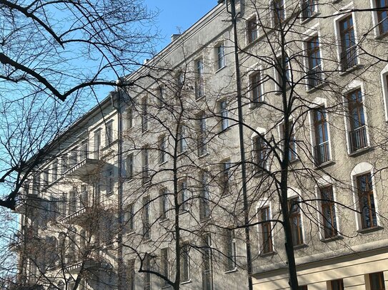 !!!Attraktive 1-Zimmer Altbauwohnung am Zionskirchplatz!!!