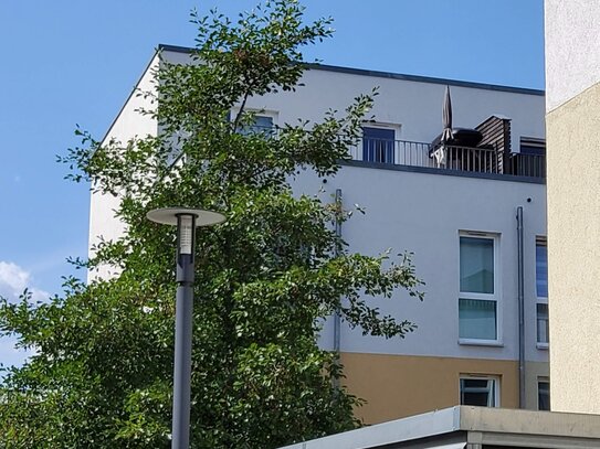 Tolle Penthouse - Wohnung (Maisonette) mit Dachterrasse in begehrter Lage von Hannover - Bemerode