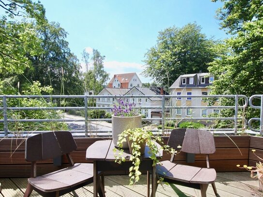 FREI AB 1.11 2024 - Penthouse Maisonette im maritimen Schiffsbug - Stil und fantastischen Dachgarten