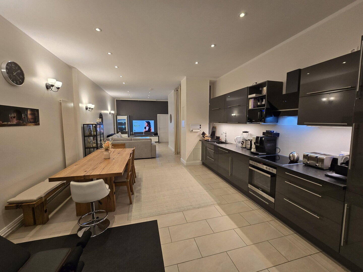 Modernes 120 m² Design-Apartment - Photo 1