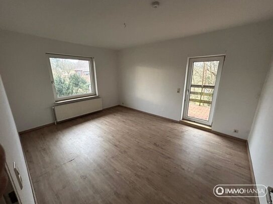 ++ Bezaubernde 2 Zimmer Maisonette-Wohnung mit EBK und Balkon ++