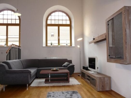 Aschau: außergewöhnliche Loft-Wohnung mit Galerie