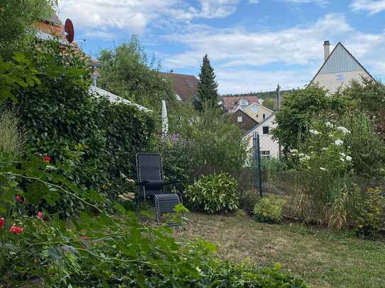 Einfamilienhaus mit Garten, Gewölbekeller und viel Potenzial in ruhiger Lage