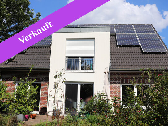 Neuwertig und energieeffizient: Hochwertiges Einfamilienhaus mit Wärmepumpe und PV-Anlage