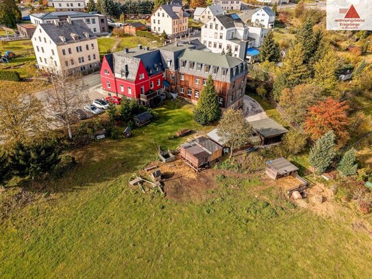 Vor den Toren Oberwiesenthals: Gepflegte Anlageimmobilie in Bärenstein - Wohn- und Geschäftshaus