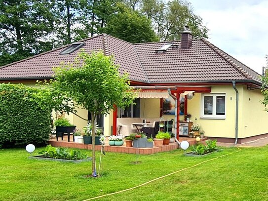 PROVISIONSFREI | TOP Einfamilienhaus mit Traumgrundstück+Whirlpool+Kamin+Saunahaus