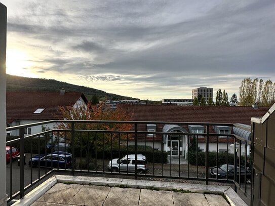 In Renovierung - 2 Zimmer Maisonette mit traumhafter Aussicht inkl. Stellplatz