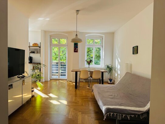 Furnished 2 room flat in lively Neukölln to rent for up to 12 months (limited)