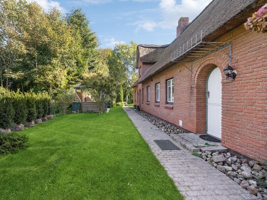 Traum unter Reet auf dem Lande in Nordseenähe - Ladelund