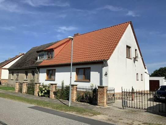 Bezaubernde Doppelhaushälfte in ruhiger Lage