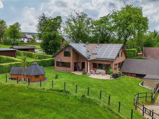 Pferdefreunde aufgepasst! Wohnen mit Pferden am Haus in wunderschöner Natur inmitten der Eifel!