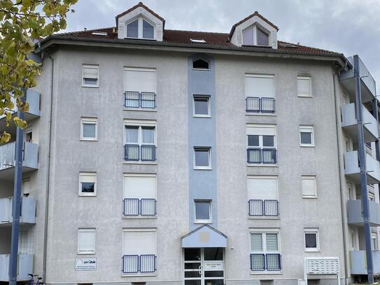 2-Zimmer-Wohnung im Hochparterre mit Balkon - aktuell sicher vermietet