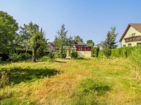 Schönes Grundstück mit Abrissobjekt im Grünen, nahe S-Bahnhof "Röntgental"