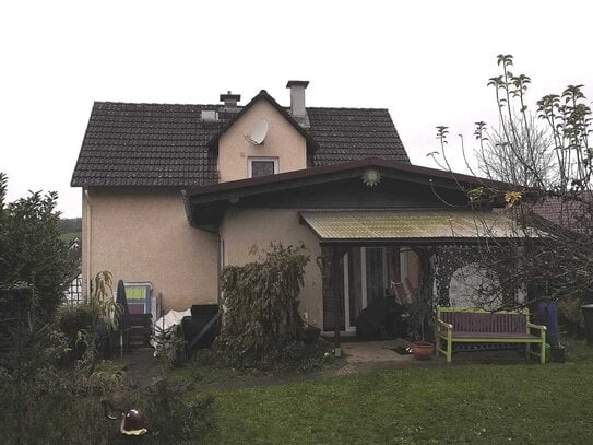 Idyllisches Einfamilienhaus mit gepflegtem Garten in Ranstadt OT