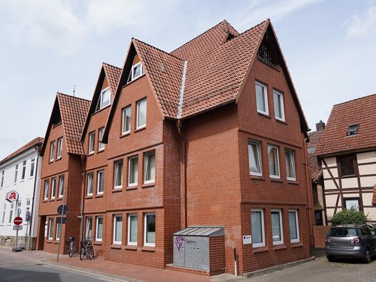 * Großzügige Büro-/Praxisfläche in Toplage * - gepflegtes Ärztehaus in der Burgdorfer Altstadt