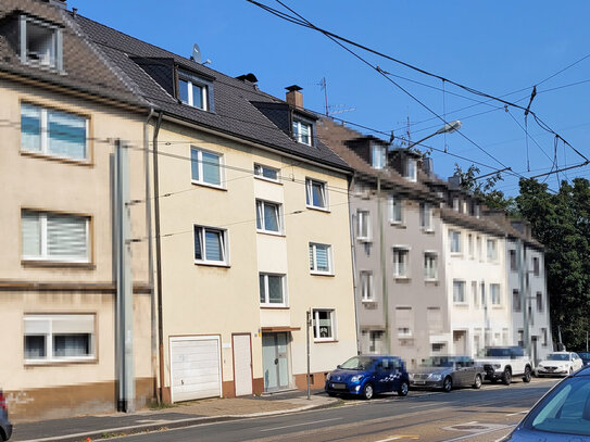 MANNELLA *Vermieten mit Parkblick* Modernisiertes Mehrfamilienhaus fußläufig zum Bahnhof Borbeck-Süd