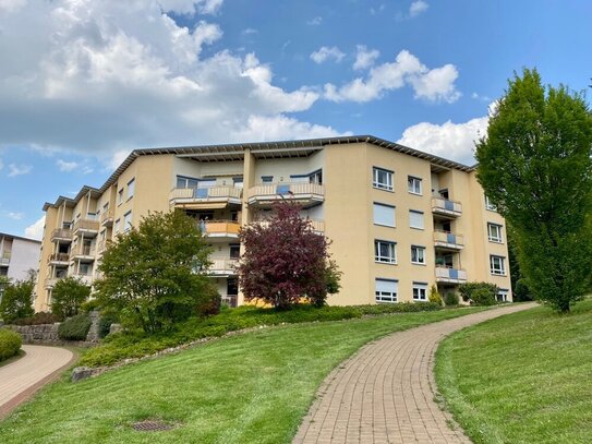 Geräumige 2-Zimmer-Wohnung in beliebter Wohnanlage in der Nähe des Klinikums