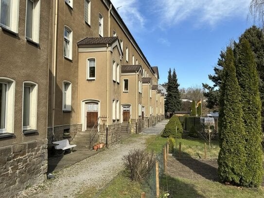 Wohnen im Grünen mit eigenem Gartenanteil - Erdgeschosswohnung in Langenberg