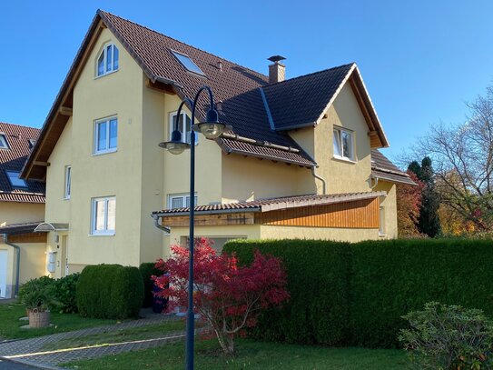 Ihr Wohneigentum im Zweifamilienhaus in Hermsdorf am Bürgerpark