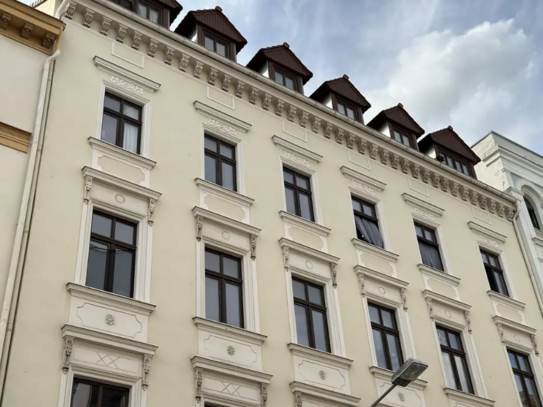 Mehrfamilienhaus in der Görlitzer Innenstadt, 1 Minute fußläufig vom Citycenter. Denkmalgeschützt