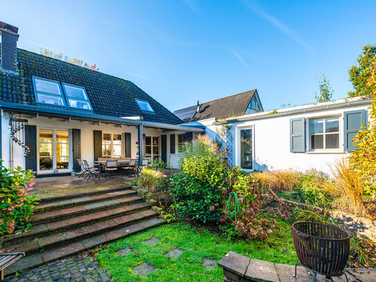 WILLICH-NEERSEN IHR TRAUMHAUS MIT HOCHWERTIGER AUSSTATTUNG - NATURNAHE IDYLLE UND BESTER ANBINDUNG!