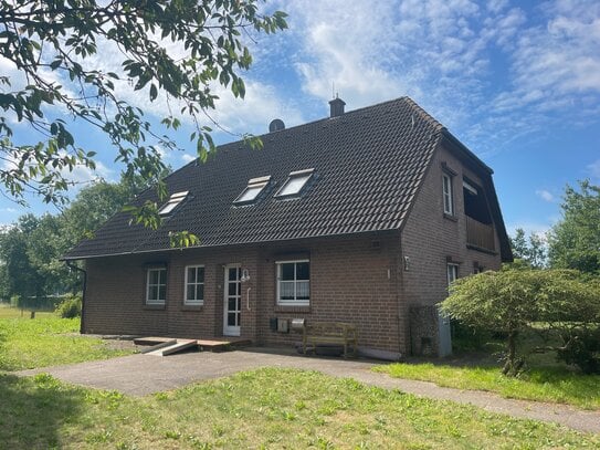 *** Voll Vermietetes Dreifamilienhaus in Bleckede ***