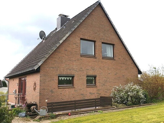 Einfamilienhaus mit Garage