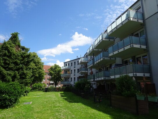 Central und doch ruhige Dreizimmerwohnung in Eidelstedt